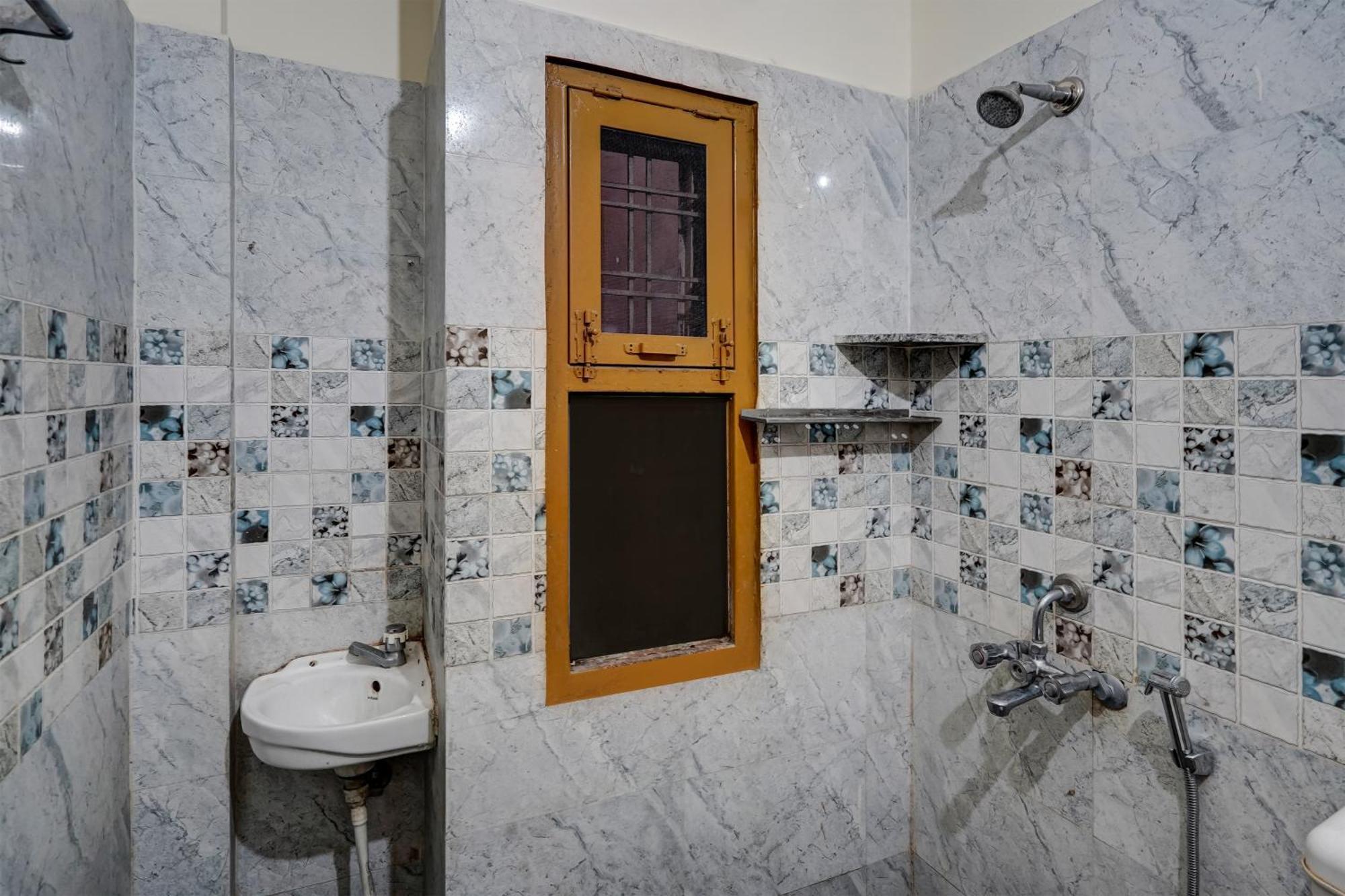 Hotel O Aryan Home Stay Dehradun Dış mekan fotoğraf